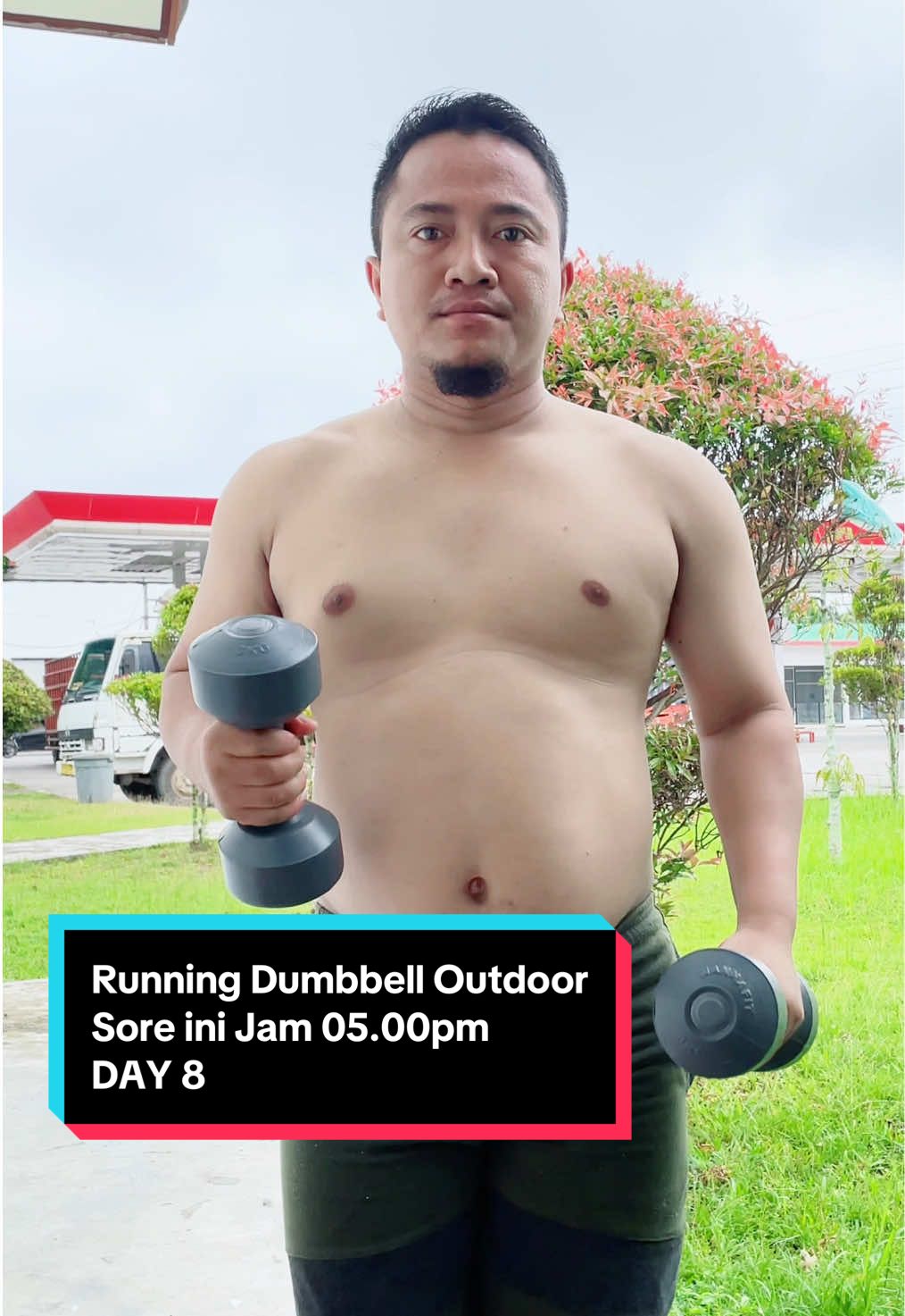 Running Dumbbell Outdoor Day 8 #diet #dietsehat #olahraga #Running #runningdumbbell3kg #kardio 