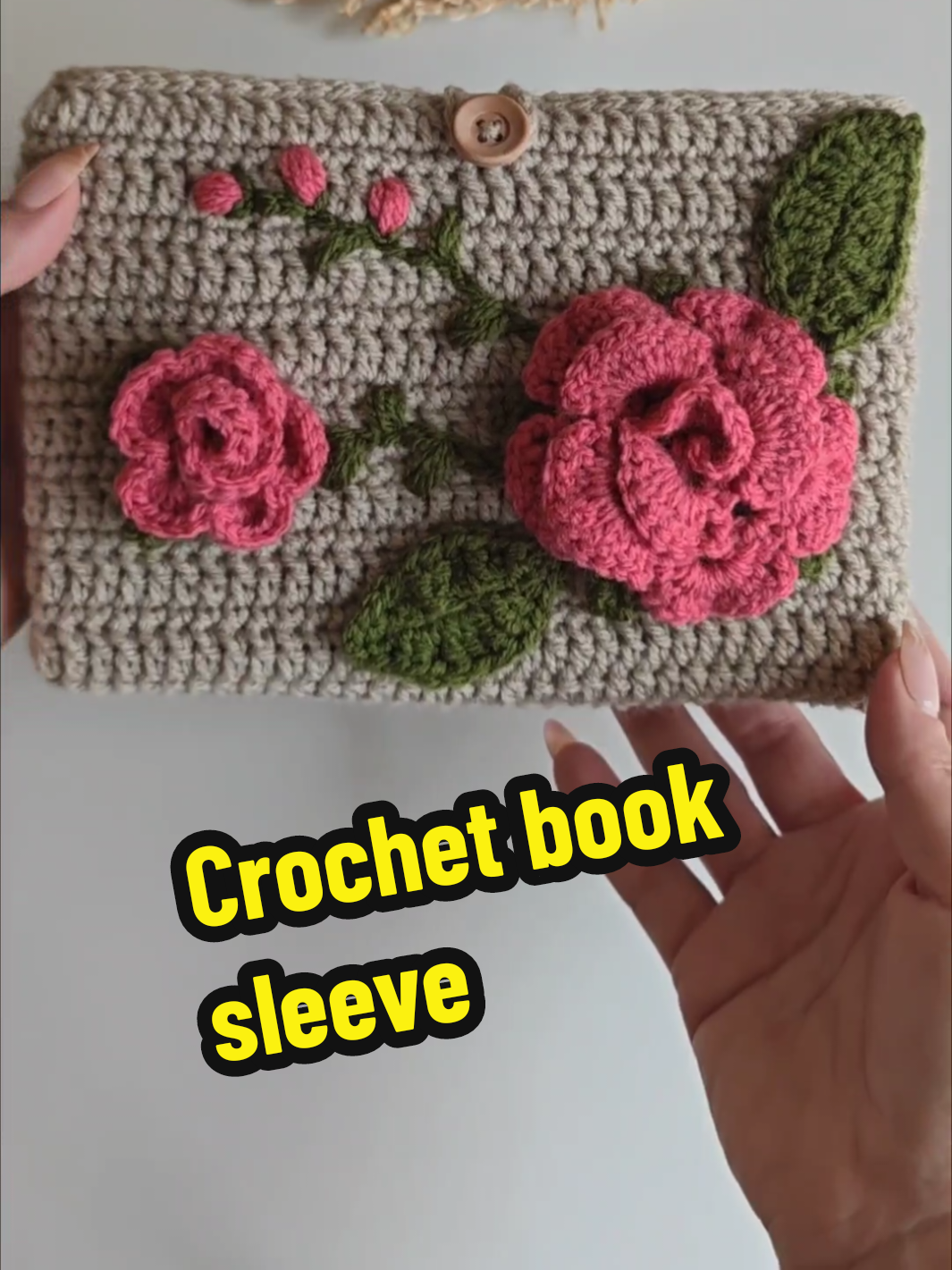 It's the most beautiful crochet book sleeve I've made. I'm super proud of it ☺️ #crochettiktok #crochet #BookTok #booksleeve #crochetersoftiktok 