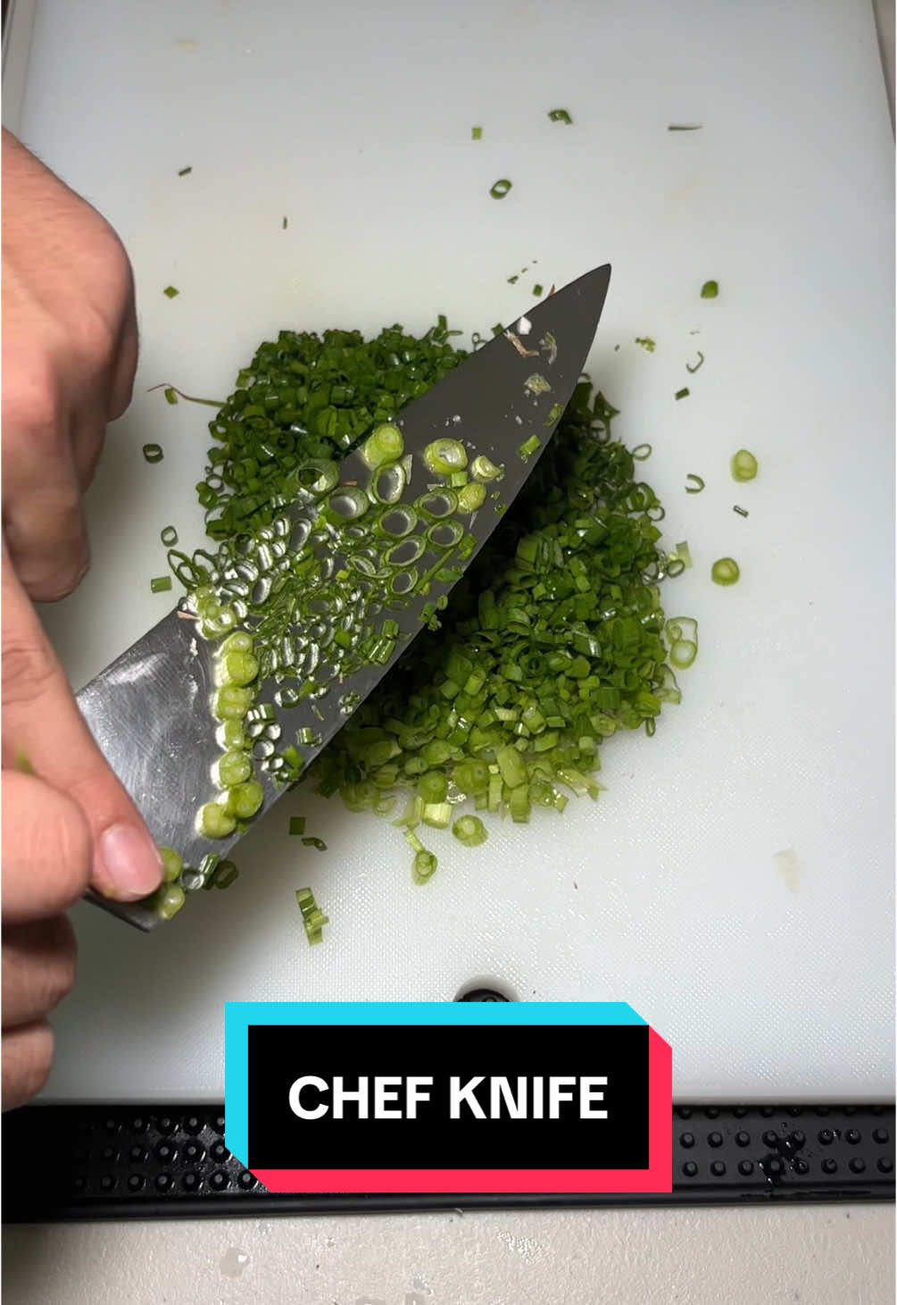 Chopping green onion with famco kitchen knife #knife #knifeskills #kitchenknife #chefknife #chopping #asmr #cooking 