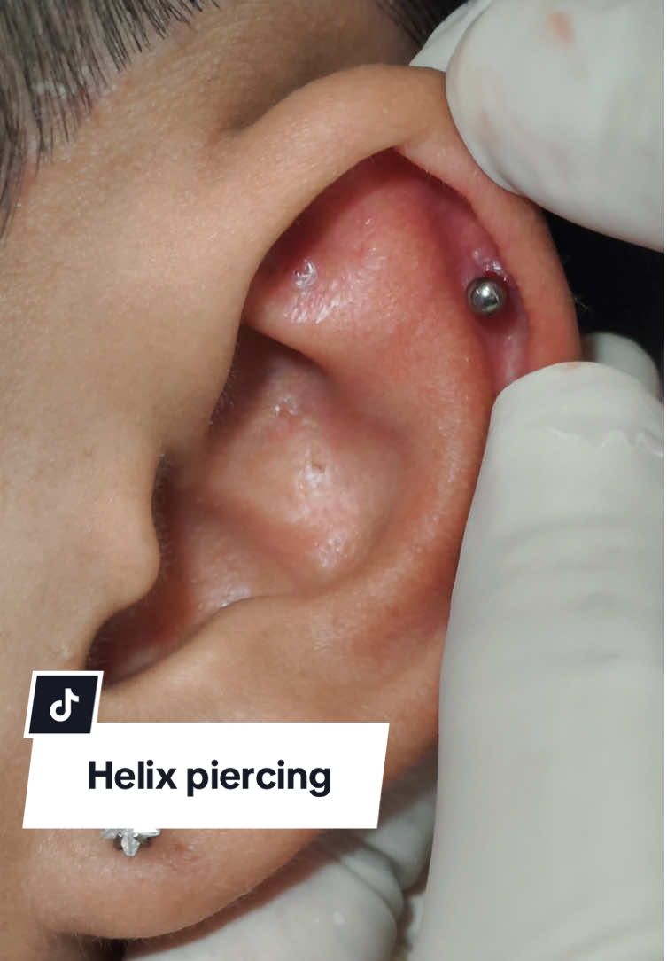 Helix piercing #helixpiercing #piercings #piercing #piercingtok #piercingcheck #piercingstudio #piercingsoftiktok #piercingvideo #piercingvideos #piercingbump #vairal #fyp #allfake⚠️ 