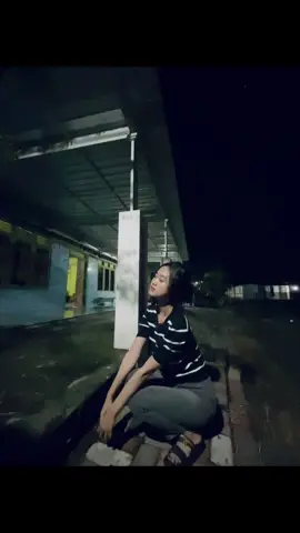 pov kebelet ngising