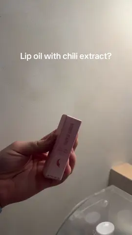 New lip plumper from @Beauty Glazed alert !!!💋🌶️💄 #beauty #lipplumper #lipoil #makeup #budolfindsph #beautyglazed 