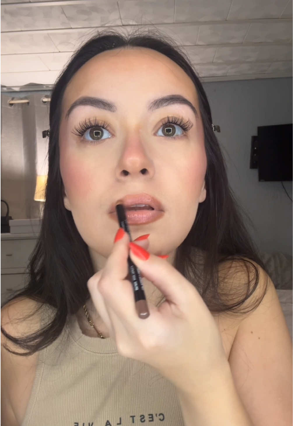 how do we explain this feeling to men? #girlthings #justagirl #makeup #grwm #morningroutine 