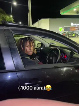 Instant aura loss 💀 @Million Dollaz (via: @Razor🙂)