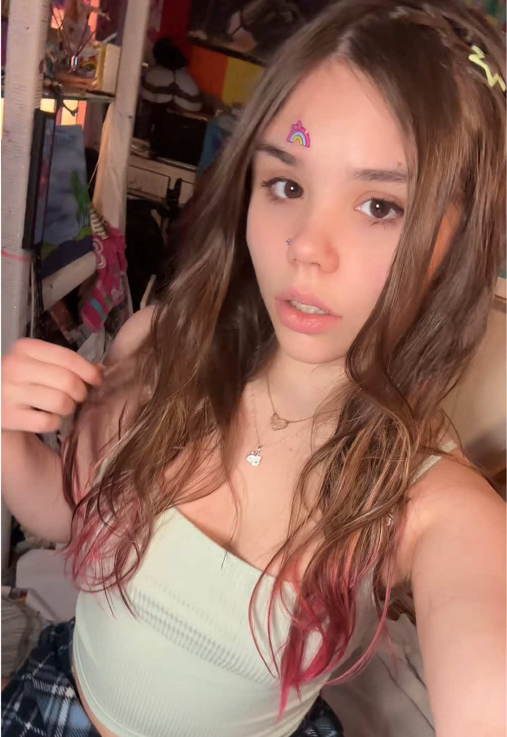 Draft 😋☝️🎀💕 happy late Valentine’s I’m sick asf this week 🎀😭💖🤍still saw bf tho :3 also throwback song I LOVE ts #piercetheveil #ValentinesDay #ilovemybf 