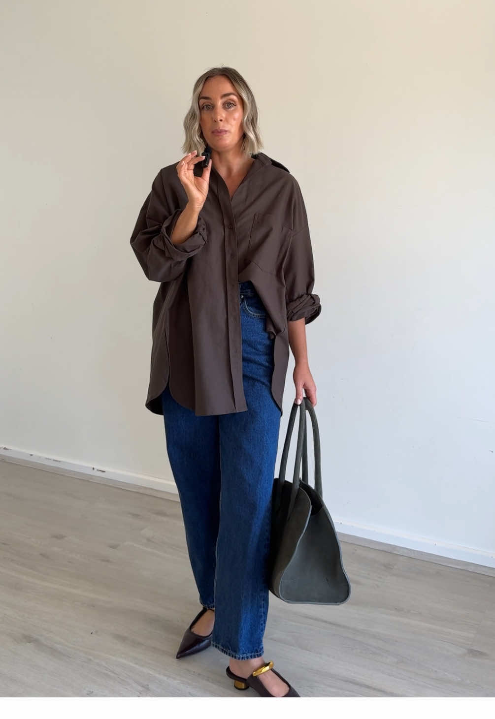 A smart casual office outfit for your Monday. Look in my LTK 🫶🏽 #officeoutfit #workoutfit #smartcasual 