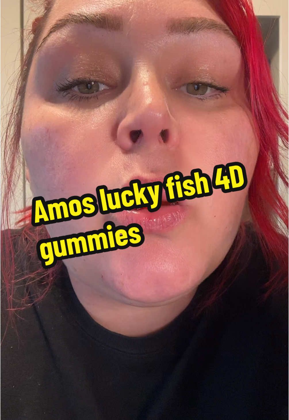 Amos Lucky fish are soooo good! peach and mango with juice in the middle and great flavor! Such a cute shape too! #amos #amossweets #luckyfish #amosluckyfish #4dgummies 