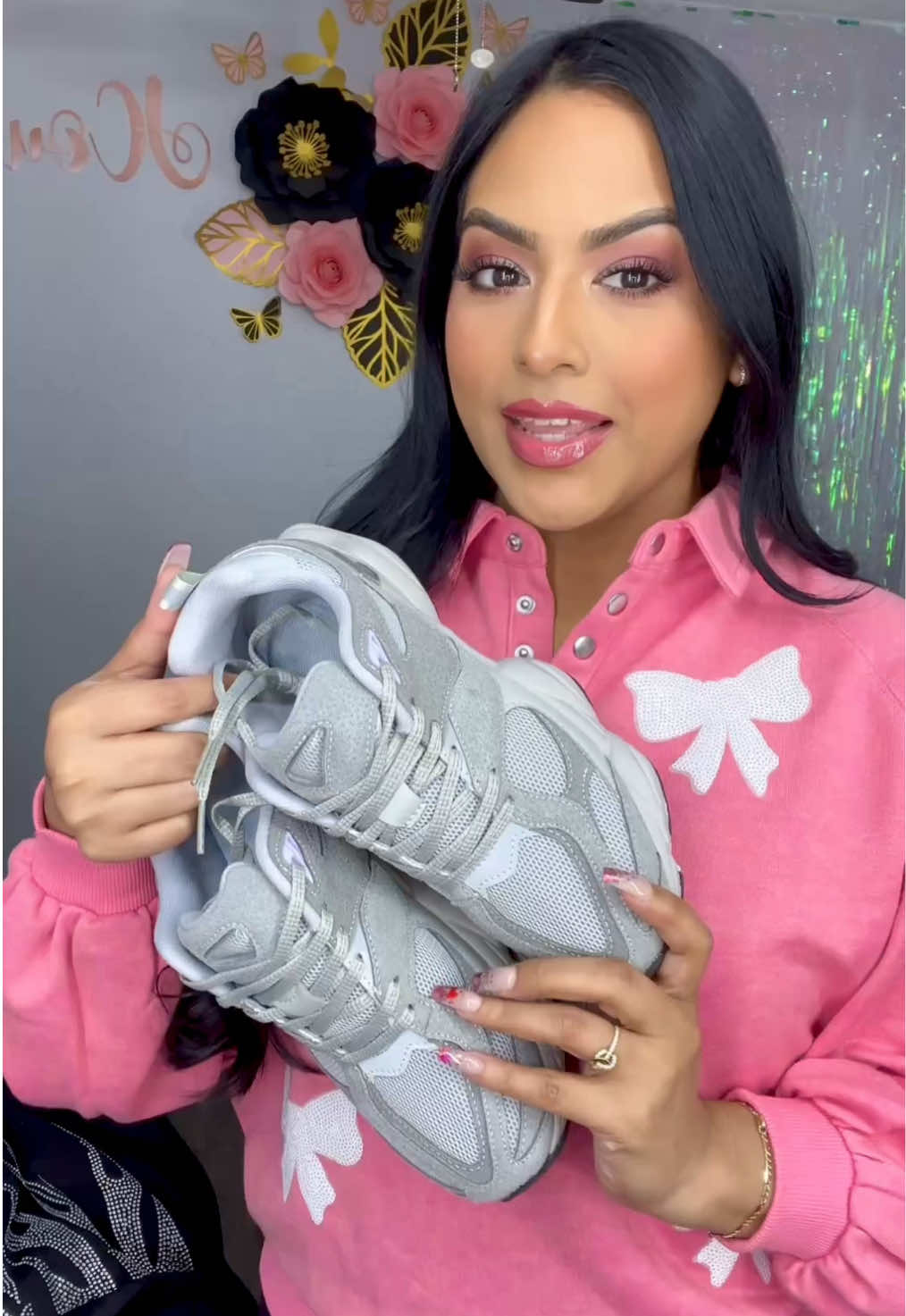 😍Mini Haul! Cute sweaters & sneakers!😍 #clothinghaul  . . . . . #sweater #sweaterweather #sweaterstyle #haul #fashion #fashiontiktok #bowsweater #bows #sequin #girlyfashion #womensfashion #OOTD #womensclothing #cherry #cherrysweater #sneakers #affordablesneakers #flames #rhinestones #tiktokshoprestock #tiktokloveatfirstfind #tiktokshopspringglowup 