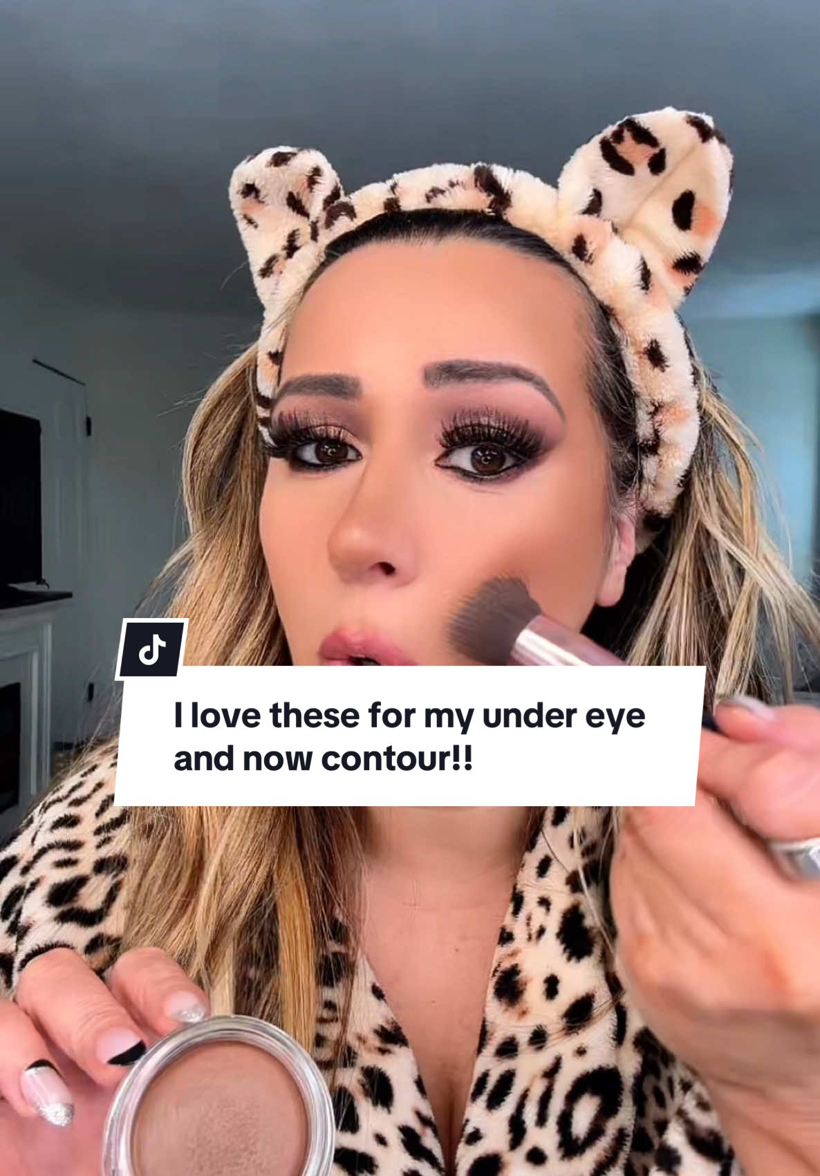 I have been using this brand as my #concealer forever, I know I would love it for my #contour too!! They last forever!!! #monikablunderbeauty #makeup #BeautyTok #bronzer #makeuptips #tiktokshop #beauty