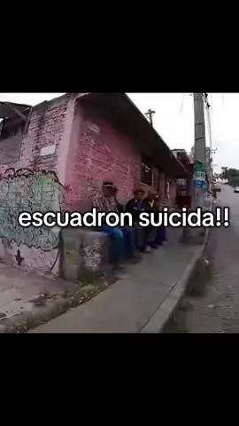 escuadron suicida #chavos #viral #elreydelasbromas #broma #beso #borrachos #escuadron 