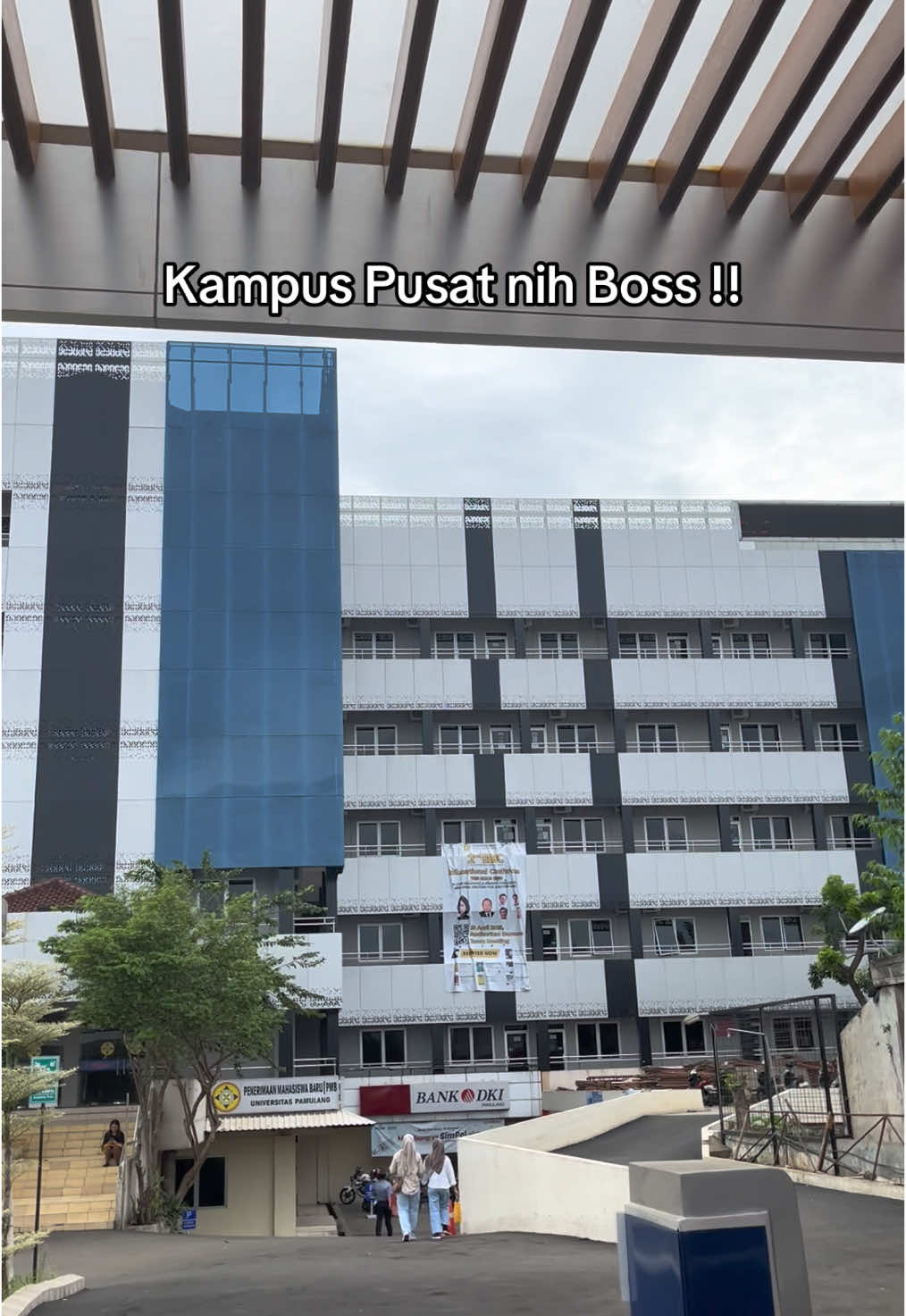 Senggol dong !!!! #kampuspusat #unpam #universitaspamulang #masdosen #anissyamsurizal 