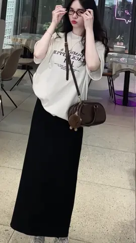 Chân Váy Dài Suông Xẻ Tà Sau #chamvaydai #chanvayxeta #thoitrangnu #mặcđẹpmỗingày 