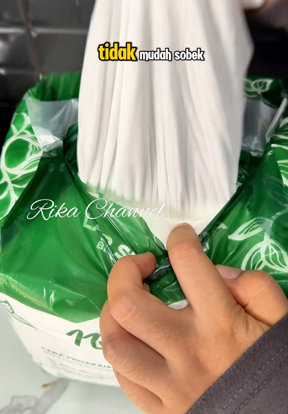 Lebih hemat tissue semenjak pake tisue ini🥰 #tisueserbaguna  #neabeauty  #tisuemurah  #tisuehemat #fyp #fypシ゚ 