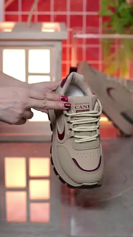 sepatu sneakers wanita ini nyaman dipakai kerja #sepatusneakers #sneakerswanita #sepatucewek #sepatuimport