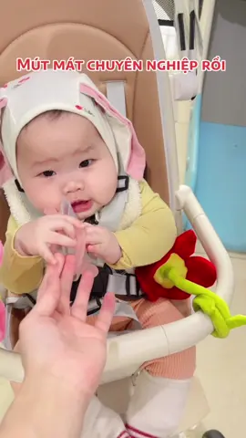 Em gặm nướu chân ái #embe #gamnuou #gamnuouchobe #gamnuousilicone #xuhuong 