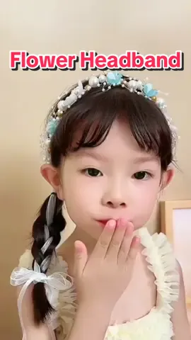 Sweet wreaths,delicate butterflies are decorated with gentle beads,and the daughter looks likes a beautiful fairy on her. #hairband #flowerheadband #hairaccessories #fyp 