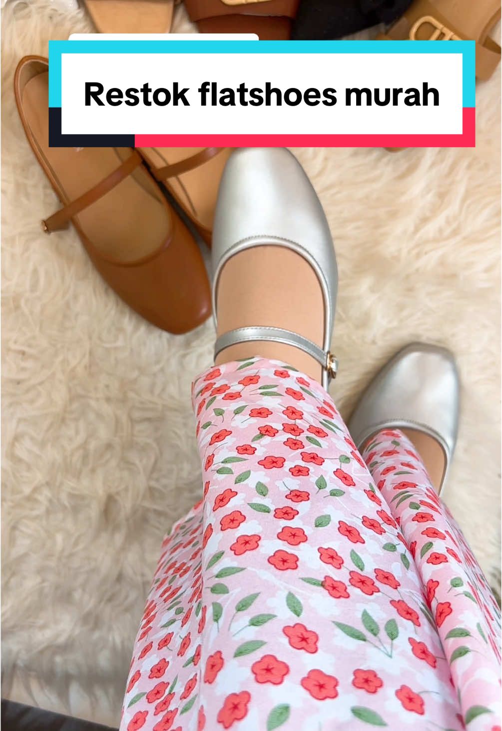 Replying to @Nor Fazira warna hitam dah ada tauu awak! Cepat grab. Nanti sold out lagii😂🙏🏼 #lebaran2025 #aidilfitri2025 #raya #kasutraya #raya2025 #temaraya #heels #kasutraya2025 #kasut #kasutflat #kasutflatcantik #flatshoes #flatshoescantik #flatshoesmurah #comfyshoes #lyden #lydenco #kasutselesa #kasutbertutup #kasutoffice #kasutstudent #kasutmurah #kasuttapakrata #kasutwanita #kasutperempuan 