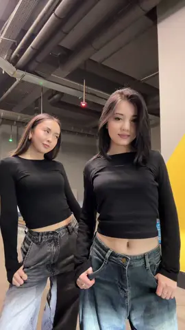 @Elya🫦 