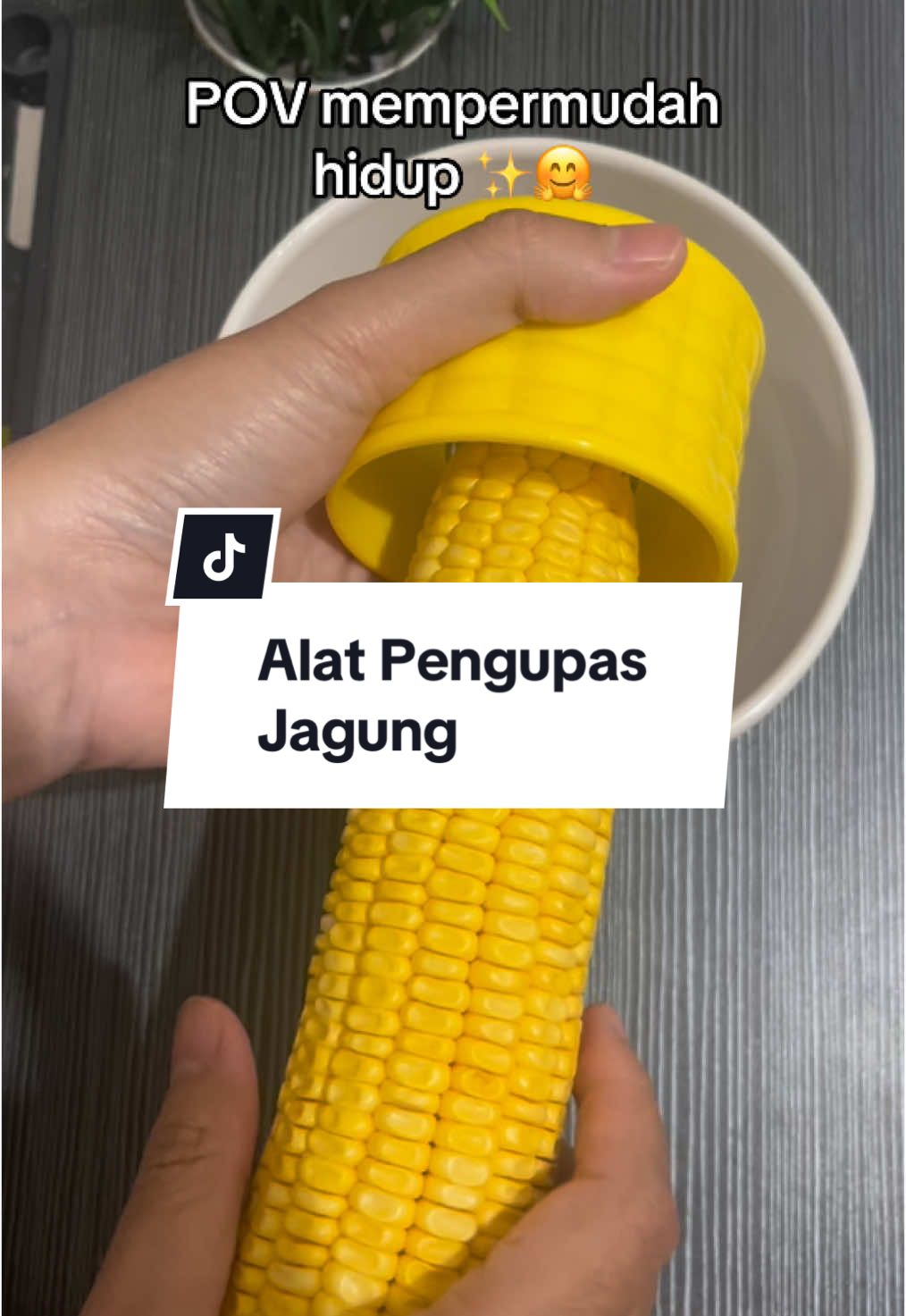 mau bikin jasuke jadi gampang pakai alat ini , buruan cek keranjang kuning  #alatkupasjagung  #alatperontokbijijagung 