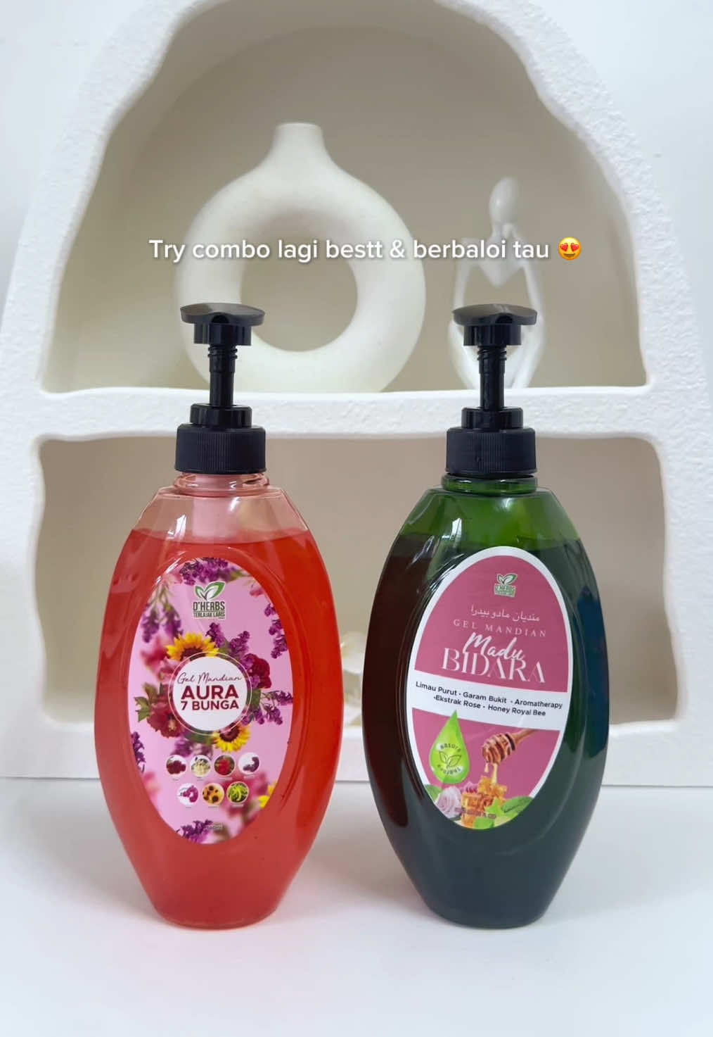 Patutlaa ramai kata bestt! 😍 Shower gel ni boleh bagi aura positif and banyak kebaikan dari aura bunga & madu bidara ni!! #showergel #bodyshower #mandianmadubidara #mandianaura7bunga #dherbs 