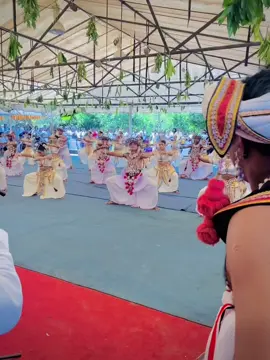 ඒක හරි ලස්සන දවසක් ♥️🥺 #මගේ_තැන  ලස්සන ආදරනීය ප්‍රවීනයන් රැසක් ලස්සන කරපු දවසක් 🥺 කල ආරාධනාවට ඇවිත් හැඩ කලාට ඉගෙන ගන්න යමක් දුන්නාට පින් @janaka dilantha @indika Prasad @dhananjaya de silva 🇱🇰🇱🇰 @බෙර with RUSIRU @Shalith 🙏 #Gevindu_Muthugala #isuruliyanage #වෙස්_නර්තන_ශිල්පියා #hirustarseason3 #hirutv #thevoice #sirasatv #sl_melsiripura_daruwo #uvauniversity #ශ්‍රී🇱🇰දකුනෙ_ගැම්ම ##ශ්‍රි_🇱🇰_තනියම_ගමනක් #සෙංකඩගලපුර_දළදා_මැදුරේ #මාගම්පුර #කවියා #1millionaudition @Ishara Virajini891 @🐼❤️_Yachi__Boy_❤️🐼 @♨️🐰🌿_සබරගමුවේ _පොඩි_කවියා_🍃 