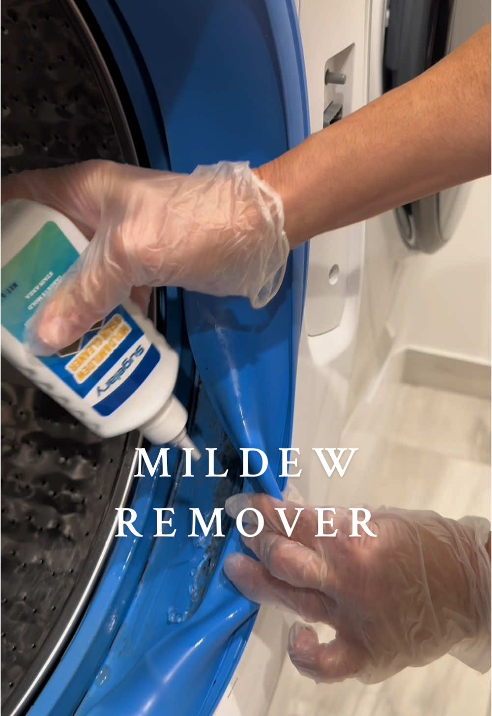 This gel worked amazing at getting rid of mold and mildew stains! I left it on for about an hour, scrubbed with a brush and then rinsed it off✨#amazonfinds #clean #mildew #lifehacks #howto #amazon 