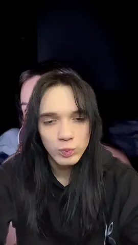 обиделся 🥺🥺