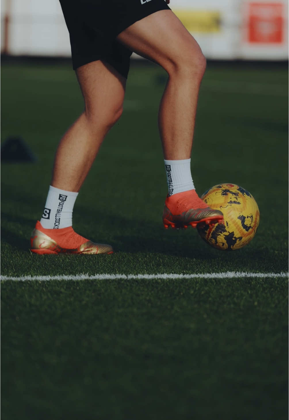 In training with @Football Futures ⚽️📸 #fyp #popular #football #sports #videography #videographer #london #content #contentcreator #photography 