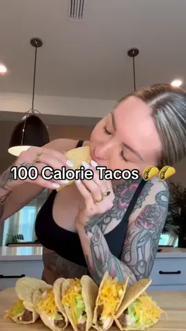 Calories and protein for 2 tacos = 1 protein bar.. idk about you but I’d rather have the tacos 😜🌮🌮 Each taco gets 21 grams cooked 96/4 ground beef, ~12 grams sauce, 5 grams lettuce, 10 grams rinsed fat free shredded cheddar  Macros per taco: 112 cals, 10P, 10C, 4F