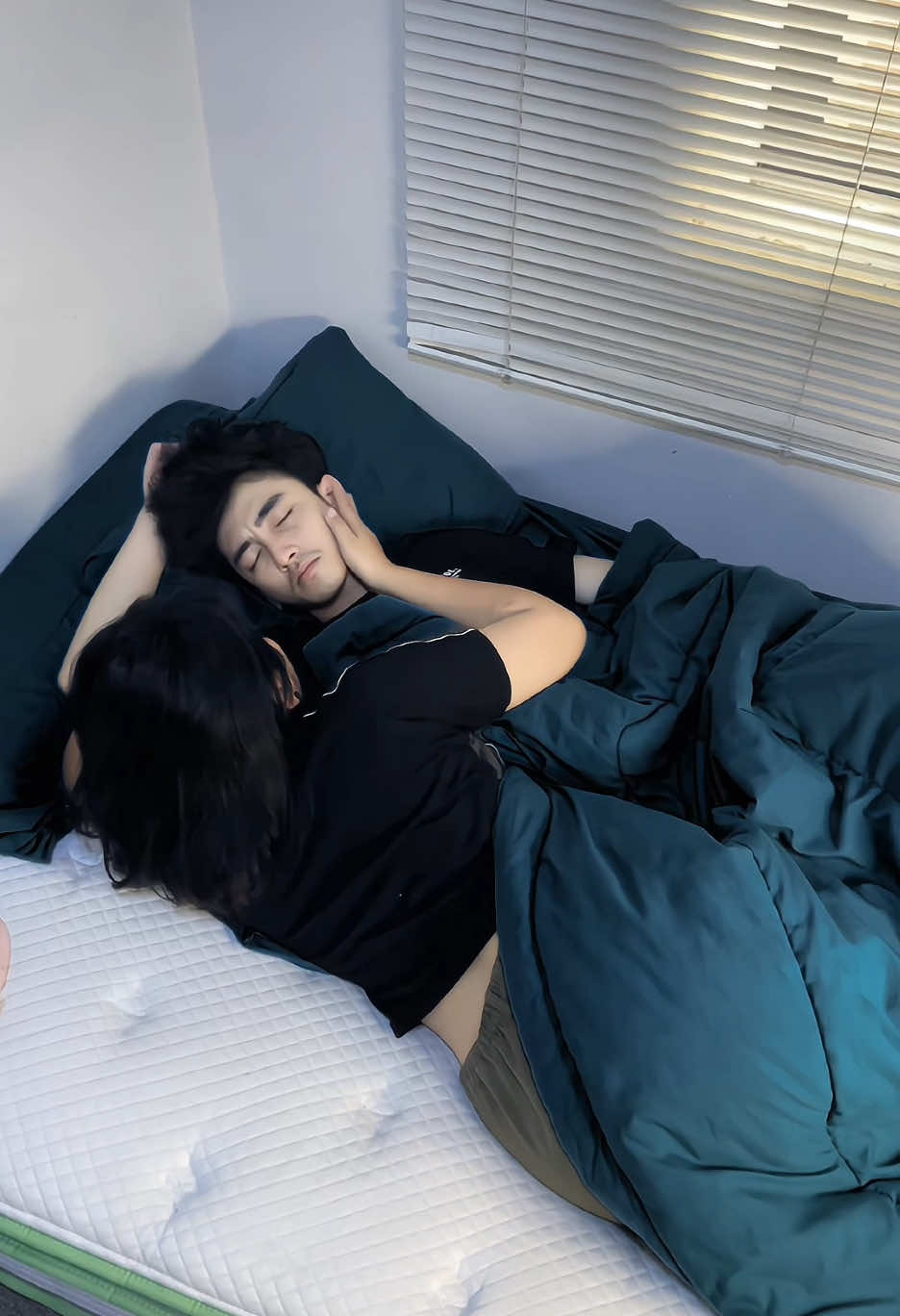 ngebangunin dia harus banyak sabarnya 🥲