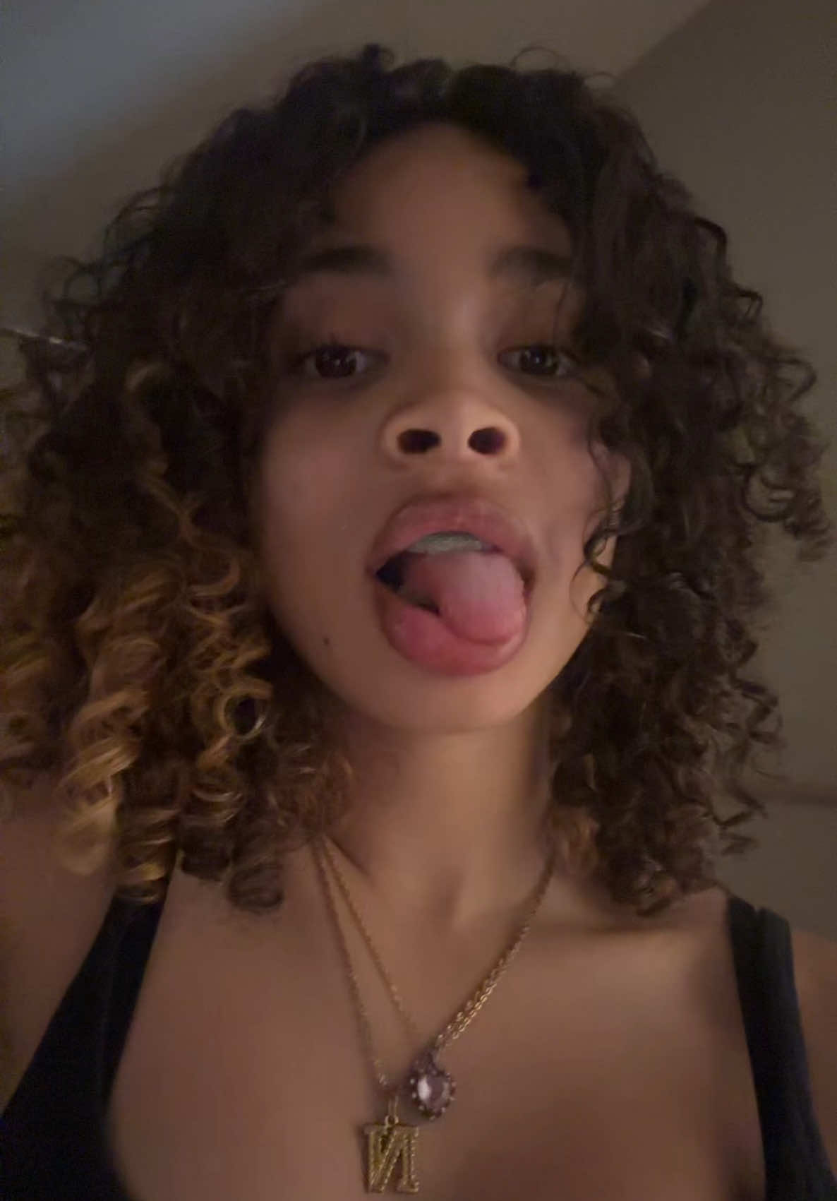 u miss me n i miss u too #fypシ゚viral #pretty #lightskin #viralvideo #foryoupage 