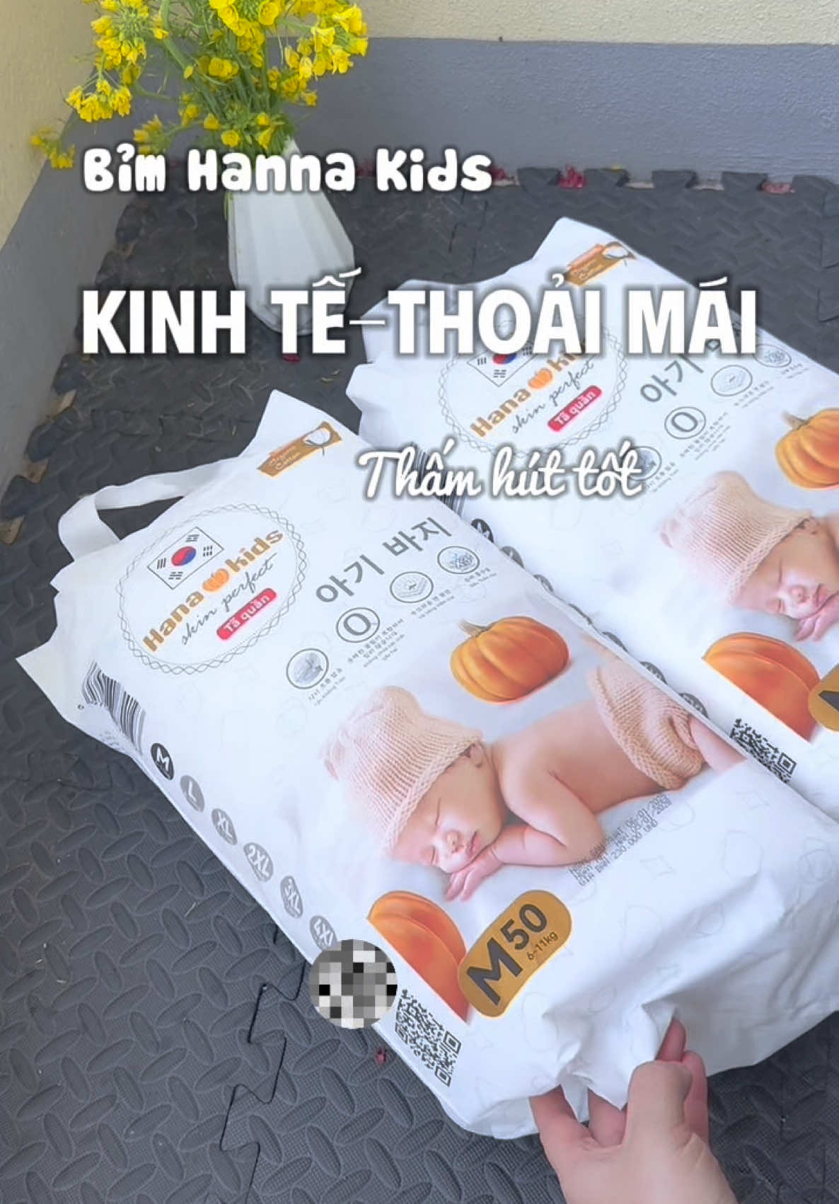 Bỉm mình thấy form hơi nhỏ nên các mom con đùi ếch lấy size nhỉnh hơn nha #mevabe #taoreview22 #mebimsua #bimquanchobe #bimhanakids #bimhanquoc #bimgiare 