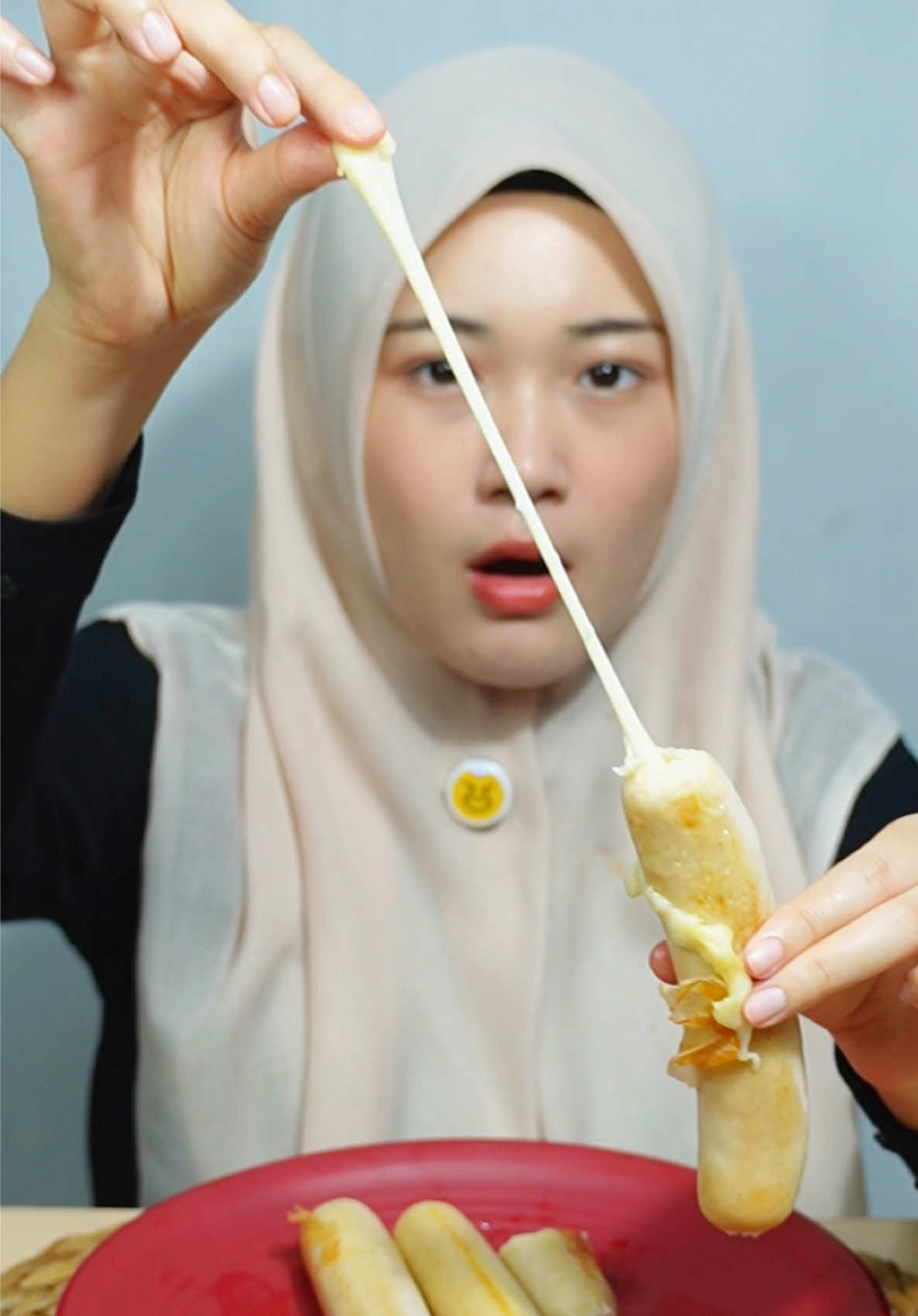 sosisnya mantap sih! @Gendudgurl #inicia #iniciamukbang #asmr 