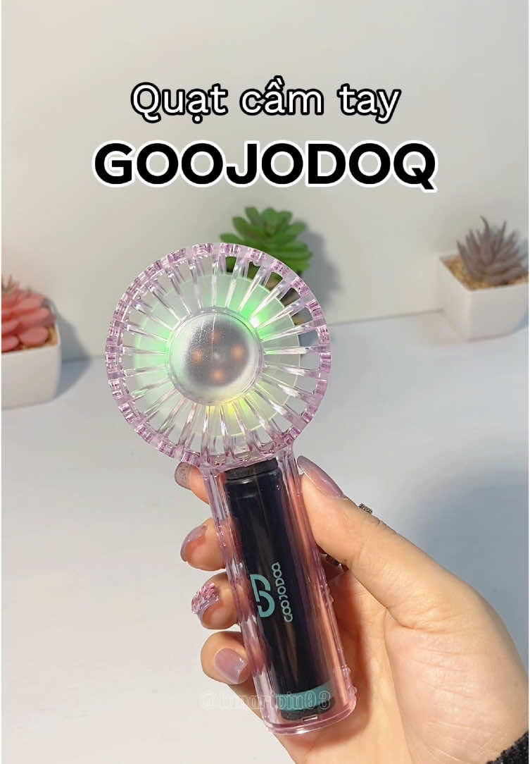 Nhỏ gọn mang đi đâu cũng tiện nè 🫶 #unboxing #quatcamtay #quatmini #goojodoq #congnghe #viral #xuhuongtiktok #lunariviu03  