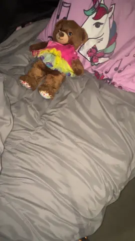 What do we think about this kinda content? Also let me know what time your seeing this! #sahm #realisticmomlife #realisticnightroutine #roadto10k #nighttimeroutine #MomsofTikTok 