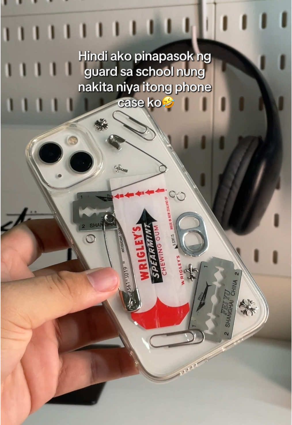 Ganito ba naman kaangas iphone case mo e no!🤣✨ #phonecase #iphonecase #caseforphone #caseforiphone #aestheticphonecases 