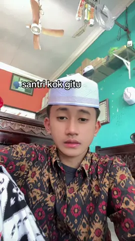 Gimana para santri😭#muqoddes_as #anaksantri 