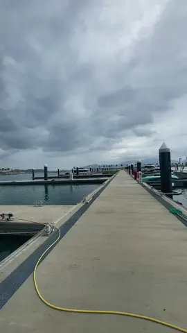 Bến du thuyền quốc tế tại Nha Trang, nơi siêu du thuyền neo đậu để chờ khách lên thuyền ra biển tận hưởng bữa party, ngắm hoàng hôn.  #duthuyennhatrang #chothueduthuyen