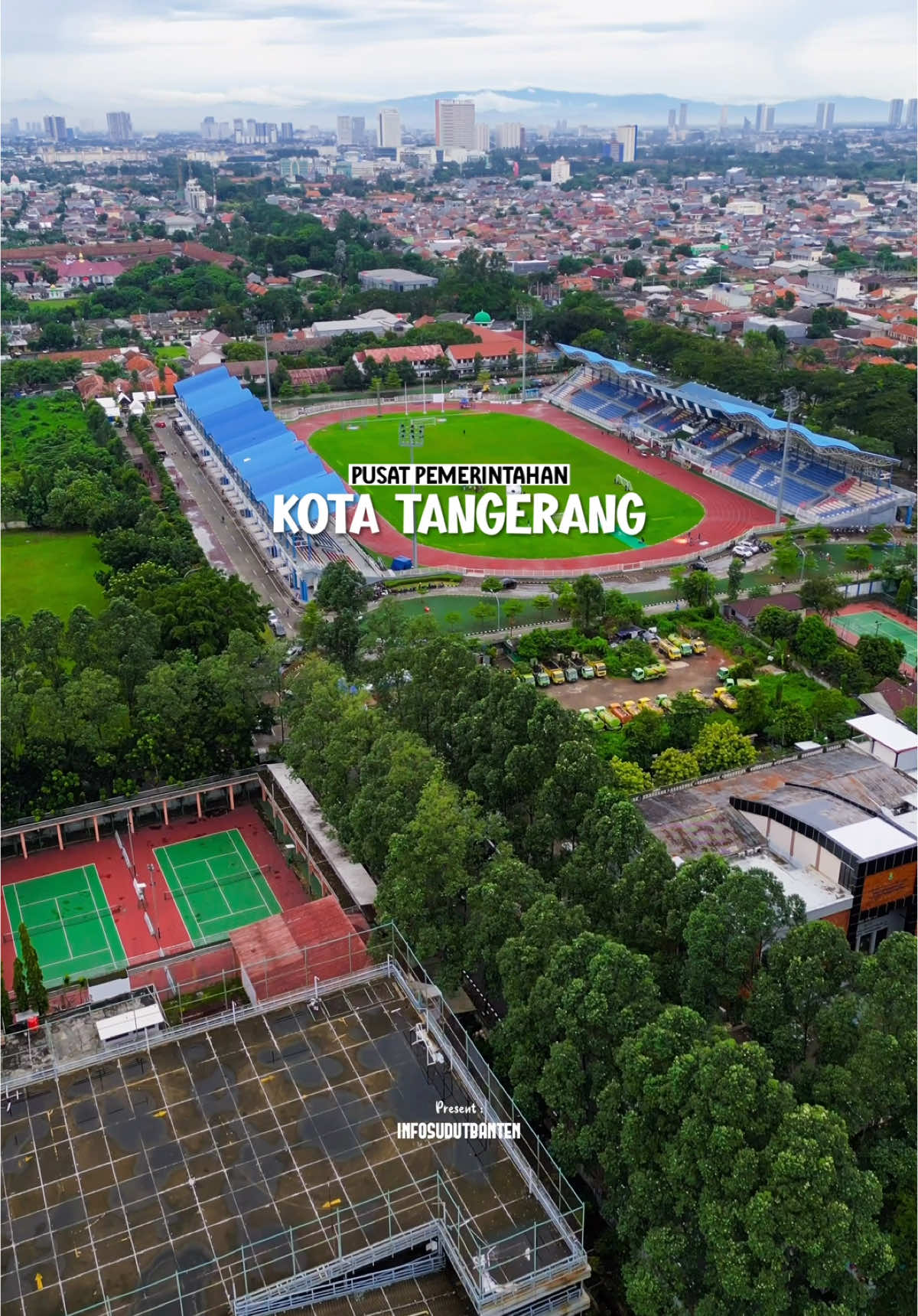 PUSPEM KOTA TANGERANG Nongkrong di puspem kota tangerang emang enakeun Ada tempat kulineran, ada alun-alun, masjid al azhom dll Cocok nih buat warga tangerang kalau sore bingung mau nongkrong dimana, nongkrong disini aja Note : cuaca nya lagi ga bagus #tangerang #tangeranghits #tangerangbanten #tangerangraya #tangerangberkabar #tangerangpride🔥 #tangeranginfo #kotatangerang #tangerangkota #tangerangcity #banten #fyp #fypシ #fypage #fypp #fypシ゚ #fyy #fypdong #fyppp #fypシ゚viral🖤tiktok #fypgakni #fypsound #fypviral #fypviralシ #dji #djimini3pro 