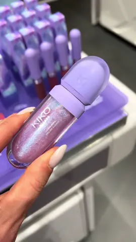 NEW 3D HYDRA LIP GLOSS LIMITED EDITION @KIKO Milano  #kikomilano #3dhydralipgloss #limitededition #newcollection #dreamphoria #glossylips #holografic #lipgloss 