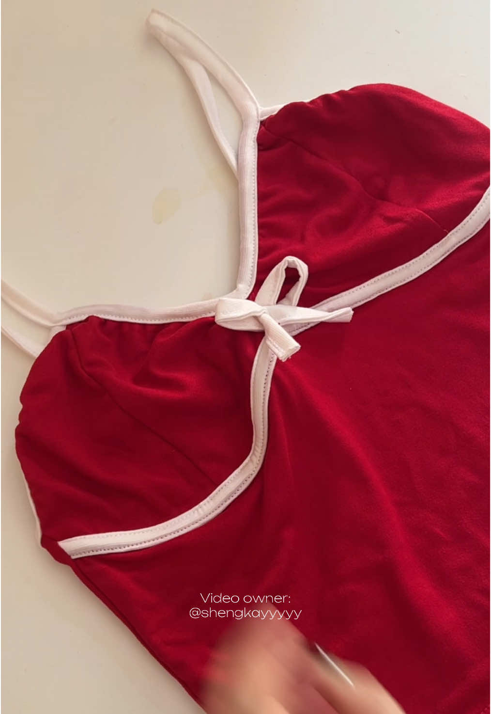 Super ganda #fashion #fashiontiktok #tops #topsforwomen #sleevelesstops #sleevelesstop #coquette #spaghettitop #mostviralvideo #blowthisup #blowthisupforme #foryou #foryoupage #fyp #fypage 