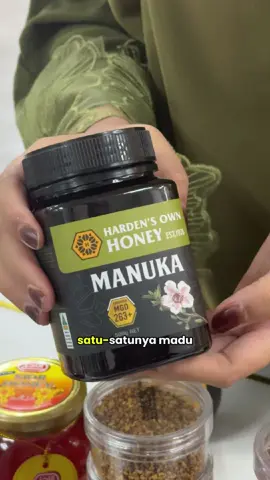 Ramai yang tak tau pasal Madu Manuka, si kecil tapi power! 🍯🔥 Kaya dengan antibakteria semula jadi, bagus untuk imun badan & kesihatan 🐝✨  #manukahoney #superfood #mahnazfood