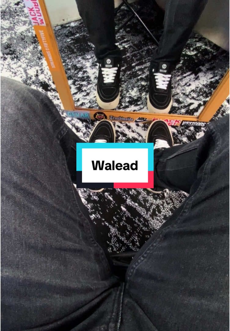 Rekomendasi sepatu casual pria wanita