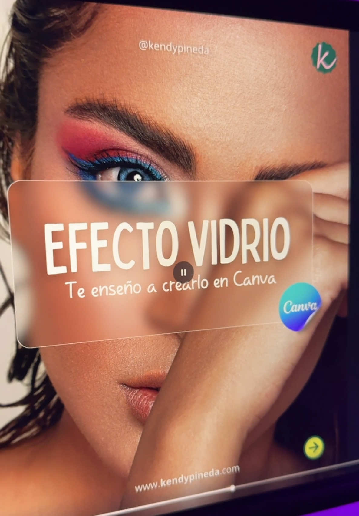 Aplica este #Truco en #canva 🔥 🕣 Fácil y rápido.  👆🏻No te olvides de guardarlo o compartirlo para aplicarlo en tu siguiente creación. 😉 #canvatips #canvahacks 