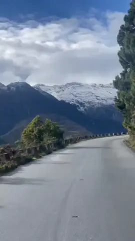 Planifica para la Temporada de Nevadas del Año 2025! Desde Junio hasta Octubre!  Hermosa Nevada en la Sierra de Santo Domingo y en el Páramo cerca del Pico el Águila. Año 2024.  📹 y Texto: @alejandrorivas1992 #Mérida #sierranevadademerida #viajaconsierranevada #nevadas #picoeláguila #Yunta #venezuela 🏔️🙂🇻🇪  Te gustaría Planificar para la Temporada de Nevadas del Año 2025?
