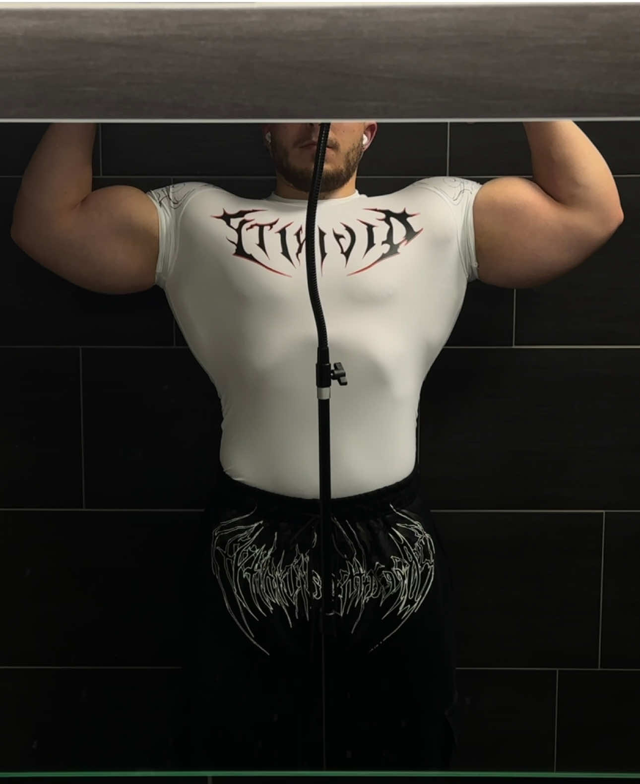 Feb 24th breathdivinity drop with code JOE😤 #natty #triceps #posing #20yearsold #biceps #workoutmotivation #gymmotivation #fitnessmotivation #motivation #german #GymTok #gymrat #goals #passion #grind #chest #veins 