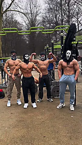 #🦁king_team🦁 #motivation #port #bodybuilding #street #germany #street #virall #viral_video #stree #work #paris #🦍 