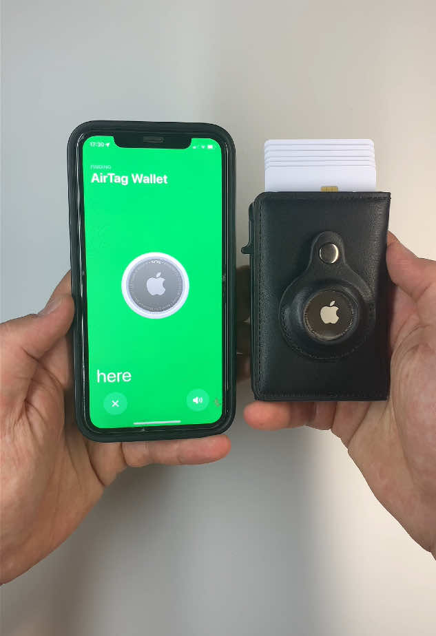 A minimalist wallet with built-in AirTag tracking. #smartwallet #airtagwallet #cardholder #minimalistwallet #premiumwallet #airtagtracking