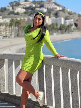 💚GREEN IS THE PRIME COLOR OF THE WORLD AND THAT FORM WHICH ITS LOVELINÉSS ARISES.💚 Made by Remy Kalpoe 💚