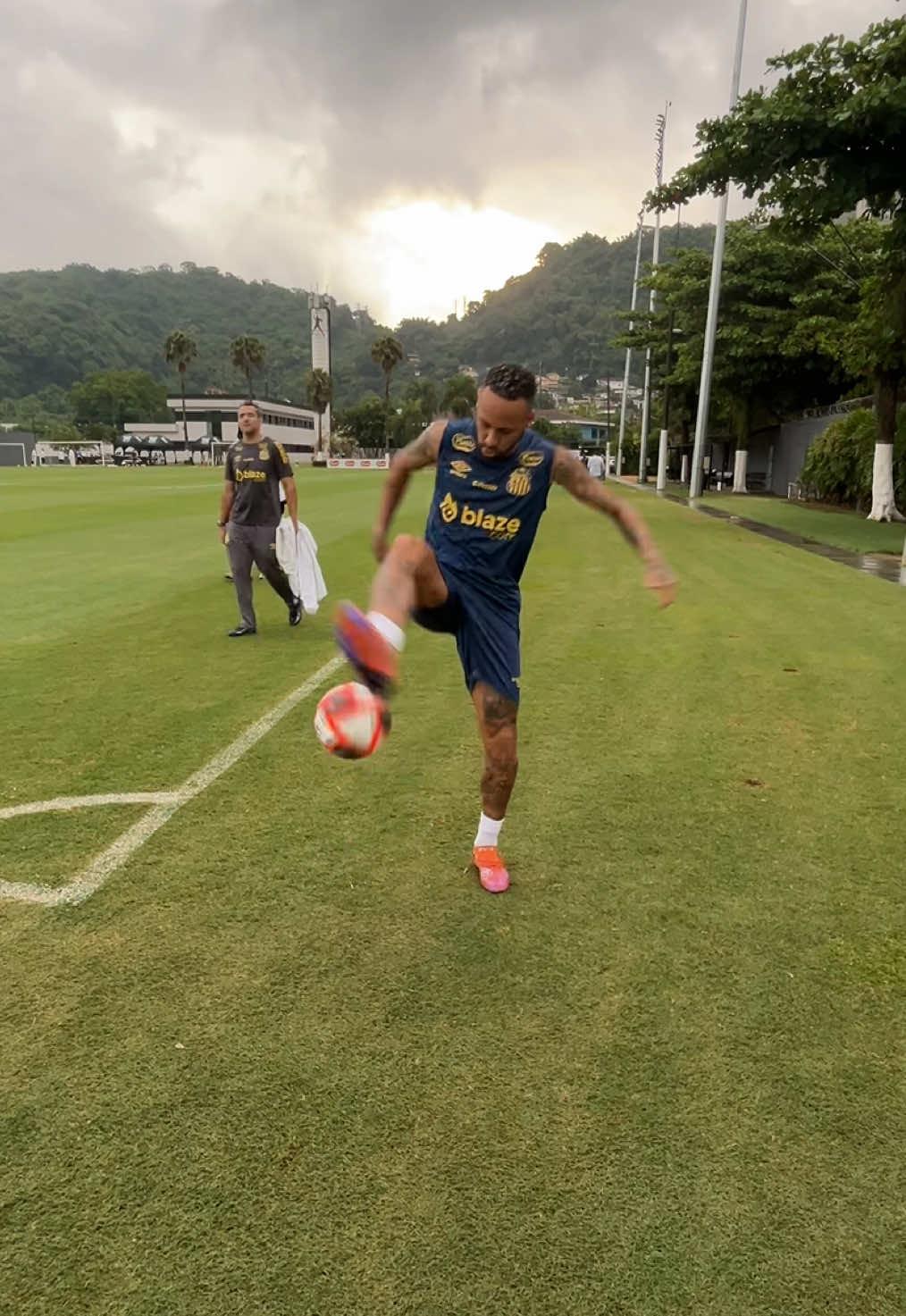 Quem nunca? 🤣 #Santos #SantosFC #TikTokEsportes #Futebol #Neymar #NeymarJr 